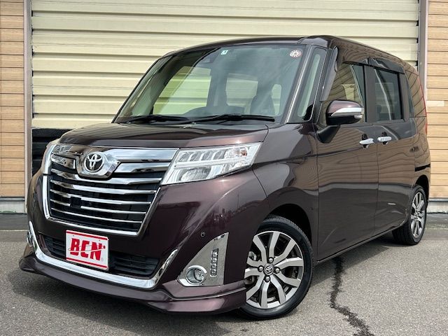 TOYOTA ROOMY 2017