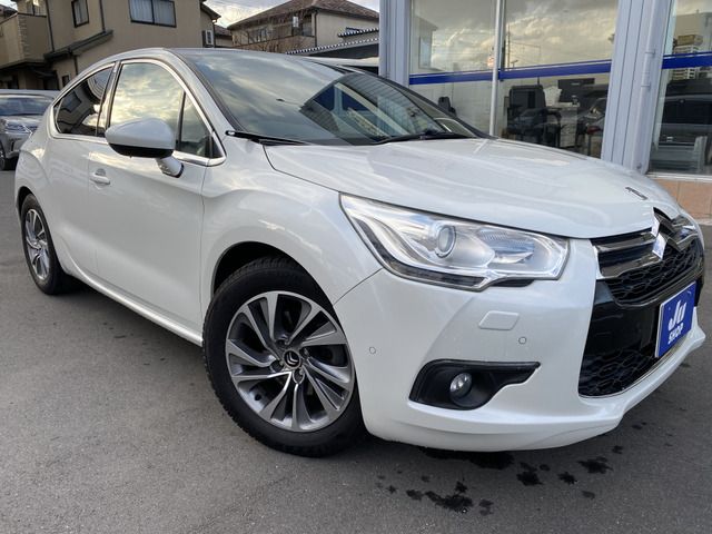 CITROEN DS4 2012