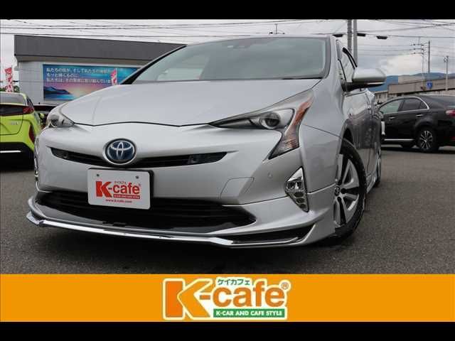 TOYOTA PRIUS 2017