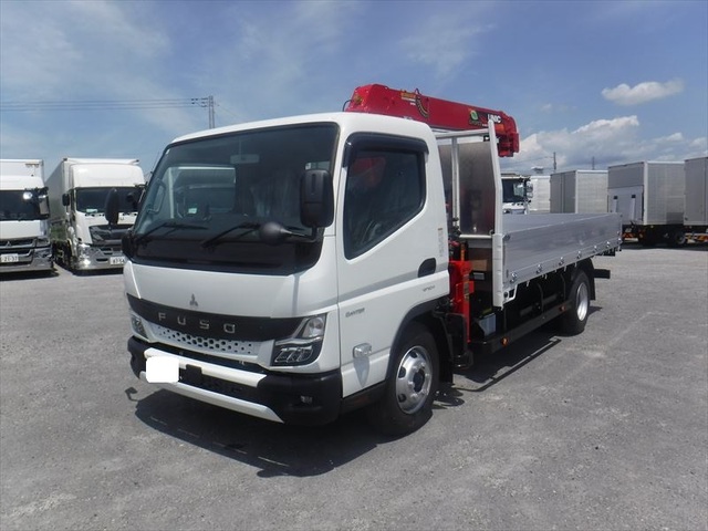 Mitsubishi CANTER 2024