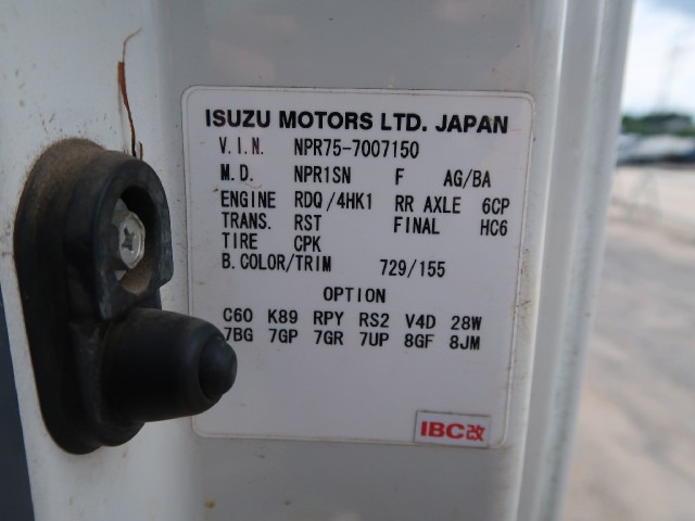 Isuzu ELF 2010