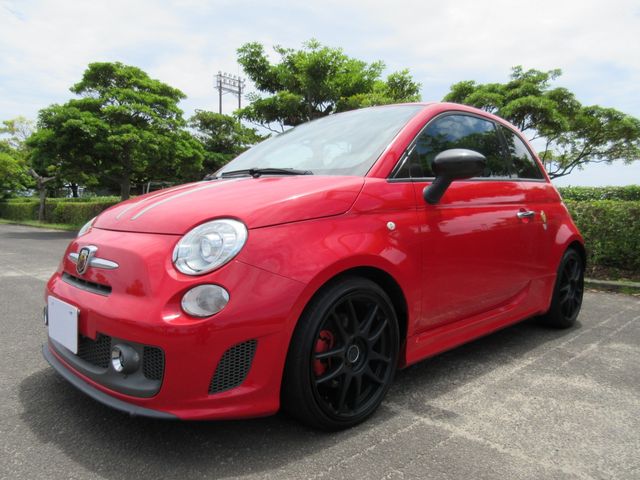 FIAT ABARTH 695 2011