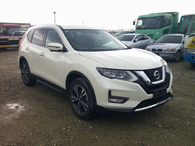 NISSAN X-TRAIL 2WD 2018