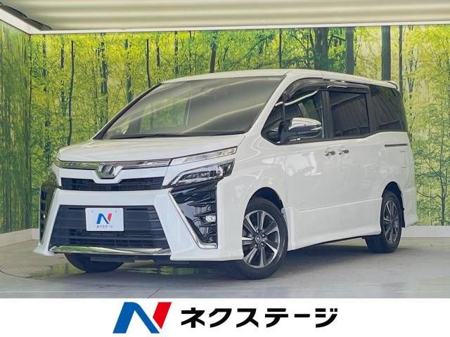 TOYOTA VOXY 2019