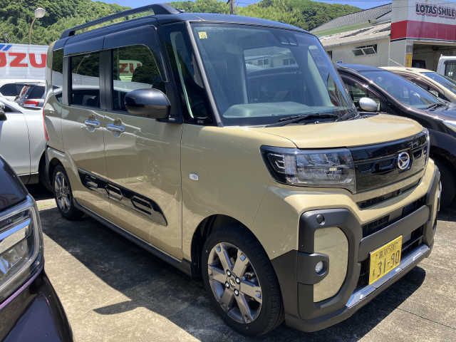 DAIHATSU TANTO FAN CROSS 2023