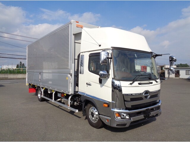 Hino RANGER 2023