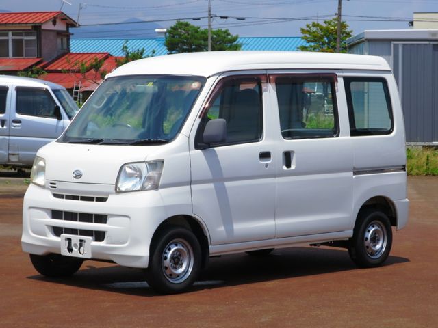 DAIHATSU HIJET CARGO 4WD 2014