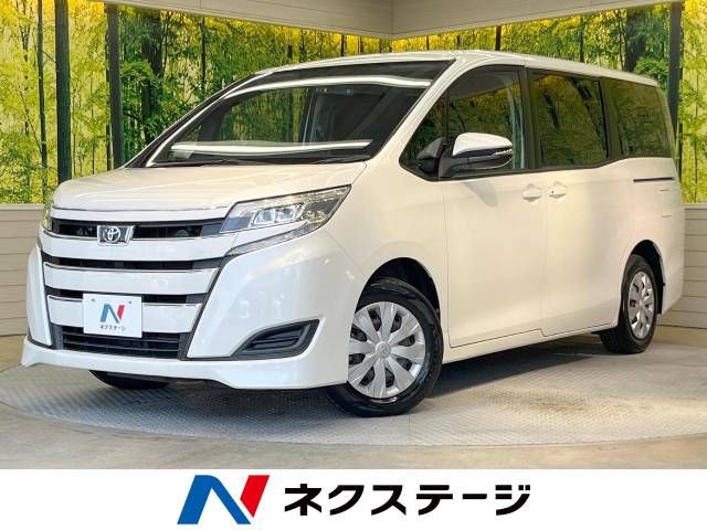 TOYOTA NOAH 2017