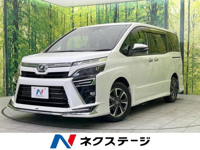 TOYOTA VOXY 2019