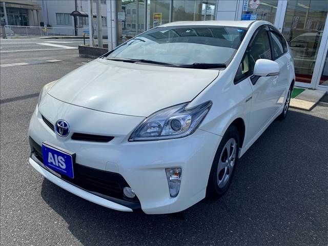 TOYOTA PRIUS 2015