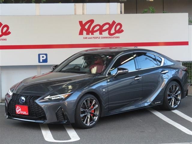 TOYOTA LEXUS IS300h 2021