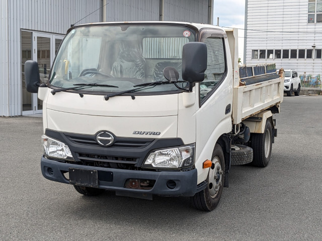 Hino DUTRO 2016