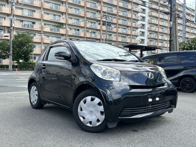 TOYOTA iQ 2010