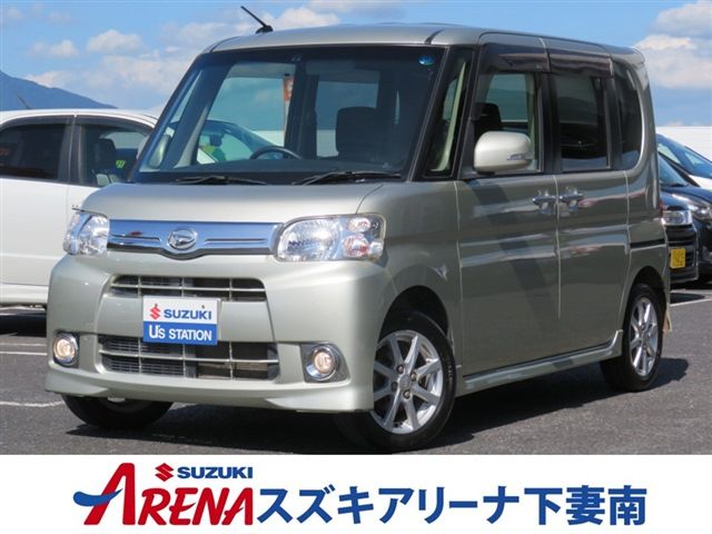 DAIHATSU TANTO 2013