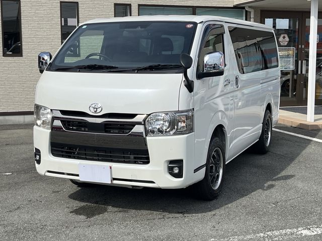 TOYOTA HIACE van 4WD 2023