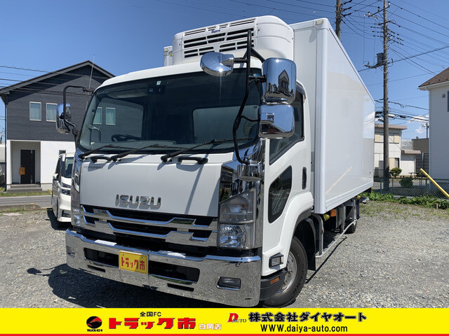 Isuzu FORWARD 2015