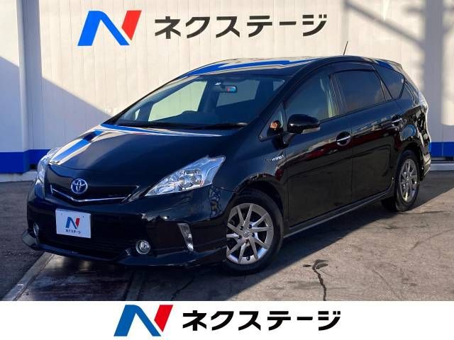 TOYOTA PRIUS ALPHA 2013