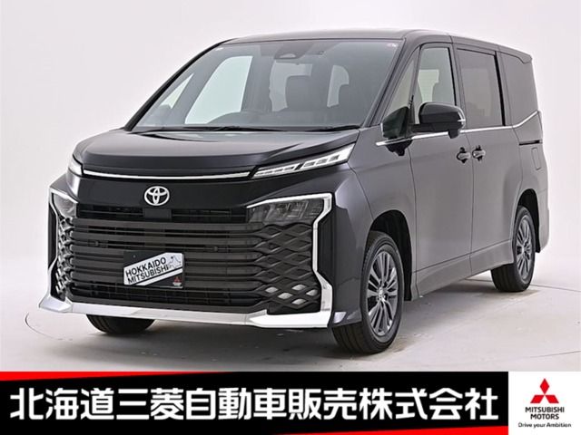 TOYOTA VOXY 4WD 2023