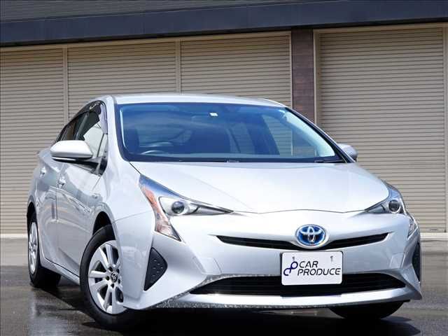 TOYOTA PRIUS 2017