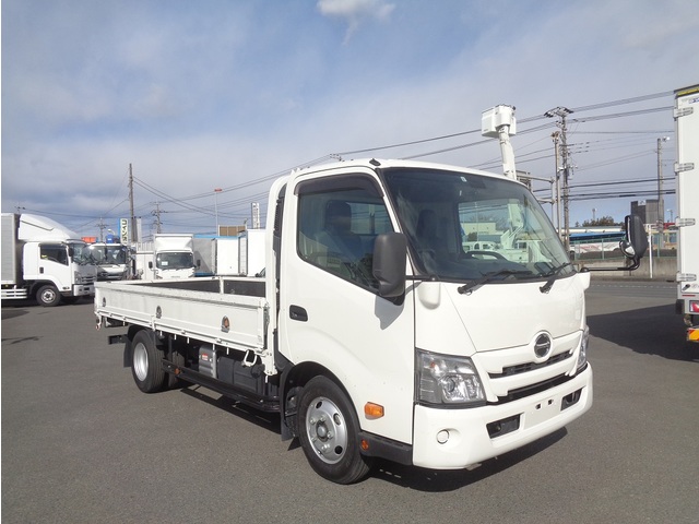 Hino DUTRO 2020