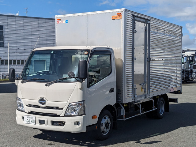 Hino DUTRO 2022