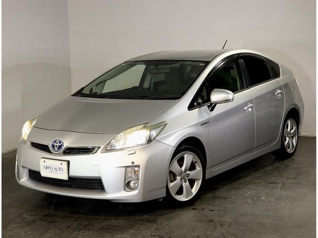 TOYOTA PRIUS 2010