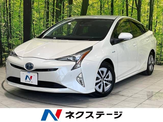 TOYOTA PRIUS 2016