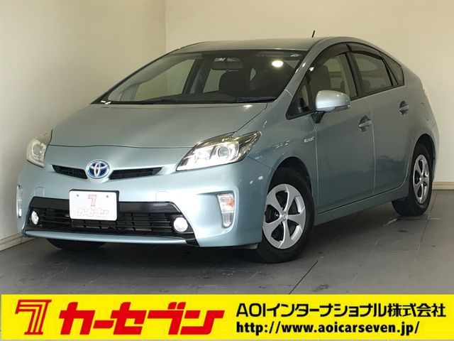 TOYOTA PRIUS 2015