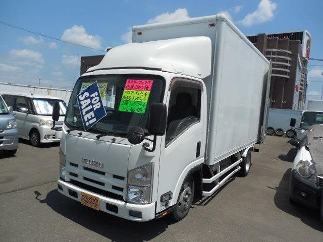 ISUZU ELF 2011