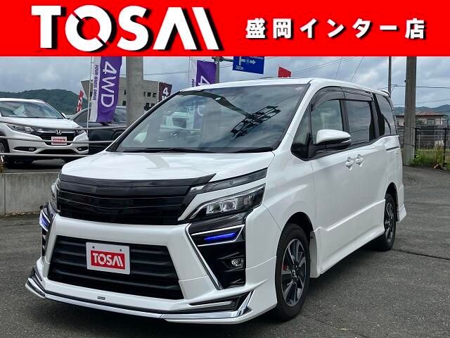 TOYOTA VOXY 4WD 2018