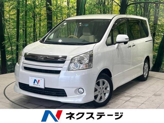 TOYOTA NOAH 2009