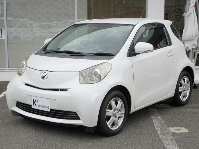 TOYOTA iQ 2009