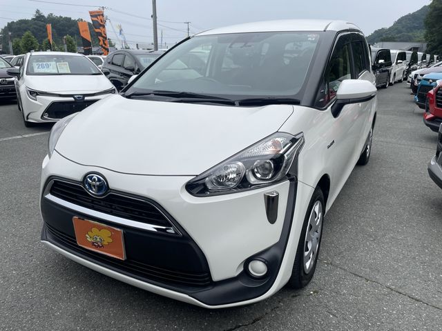 TOYOTA SIENTA HYBRID 2015