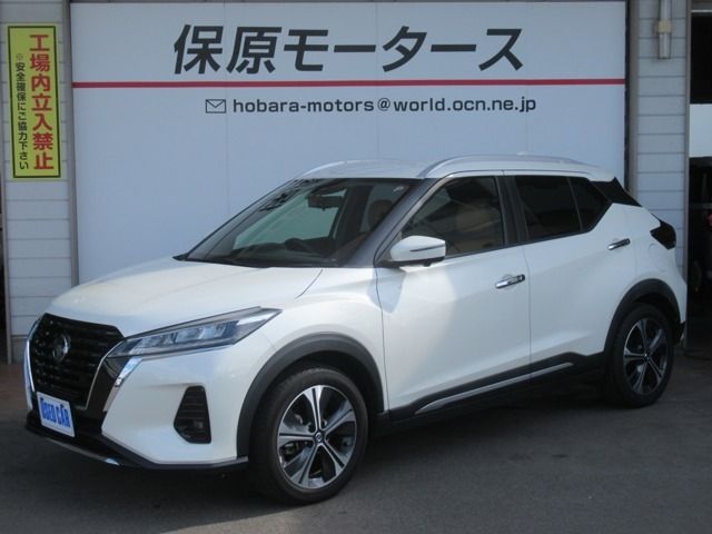 NISSAN KICKS 2022