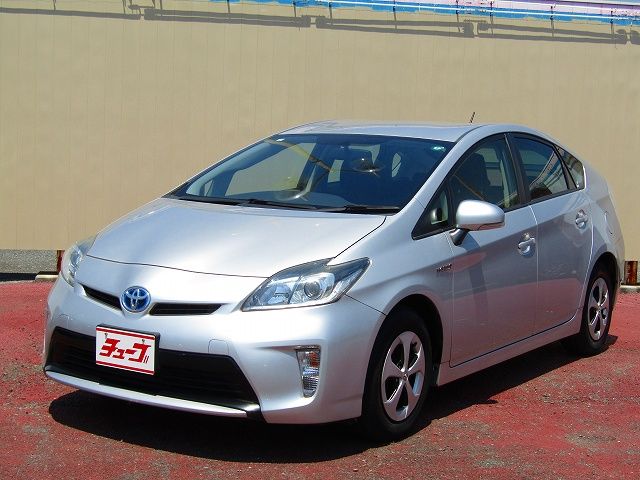 TOYOTA PRIUS 2015