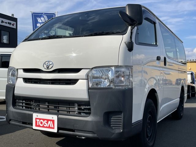 TOYOTA HIACE van 4WD 2015