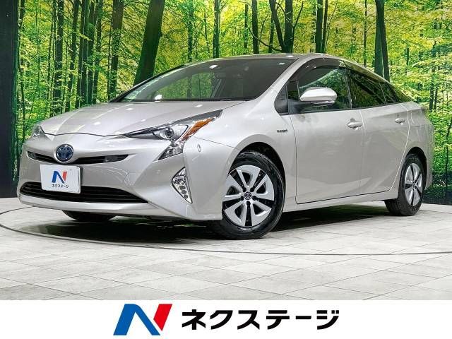 TOYOTA PRIUS 2016