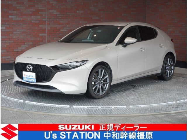 MAZDA 3 FASTBACK 2022