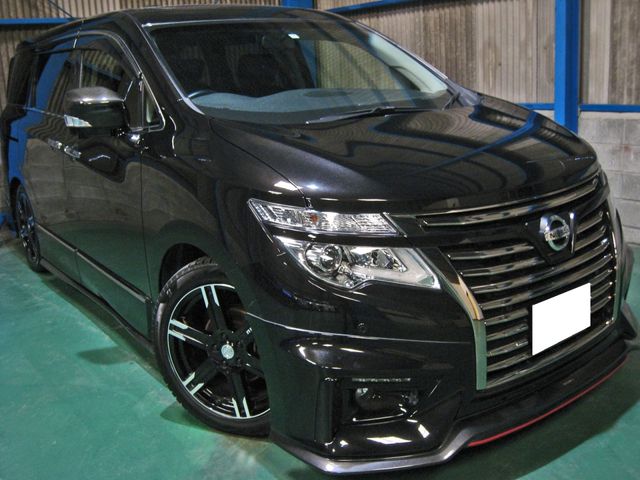 NISSAN ELGRAND  4WD 2015