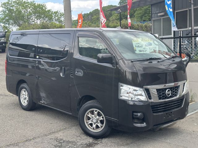 NISSAN NV350 CARAVAN 4WD 2012