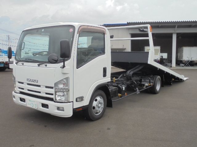 ISUZU ELF 2013