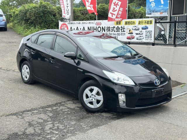 TOYOTA PRIUS 2010