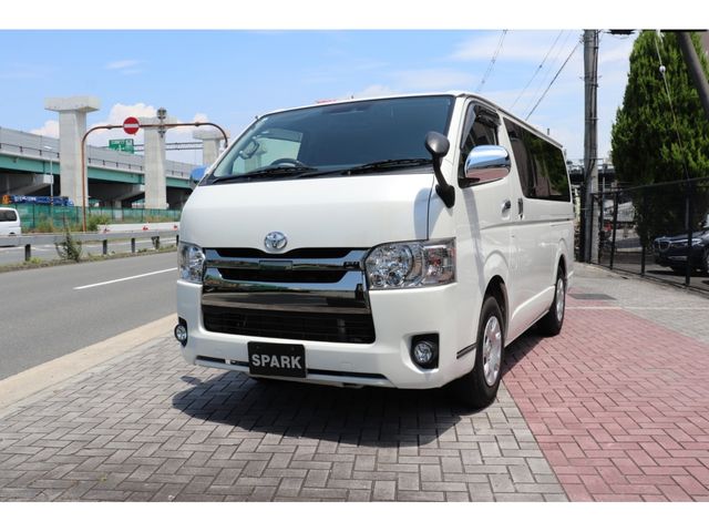 TOYOTA HIACE van 2WD 2018