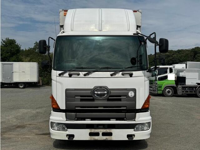 Hino PROFIA 2011