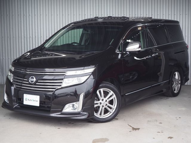 NISSAN ELGRAND  4WD 2011