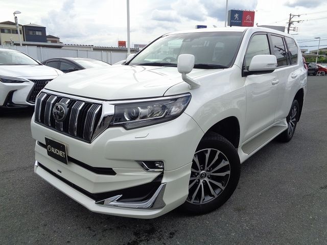 TOYOTA LANDCRUISER PRADO 2019