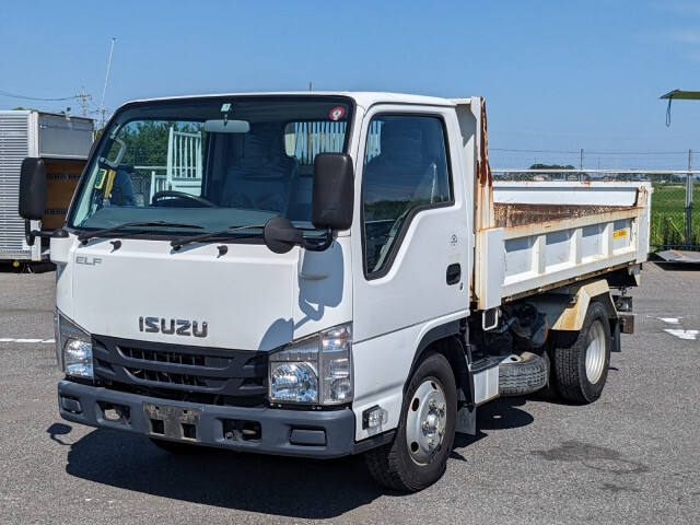 Isuzu ELF 2016