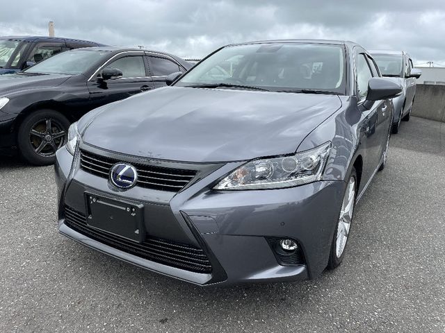 TOYOTA LEXUS CT200h 2015