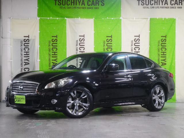 NISSAN FUGA 2011