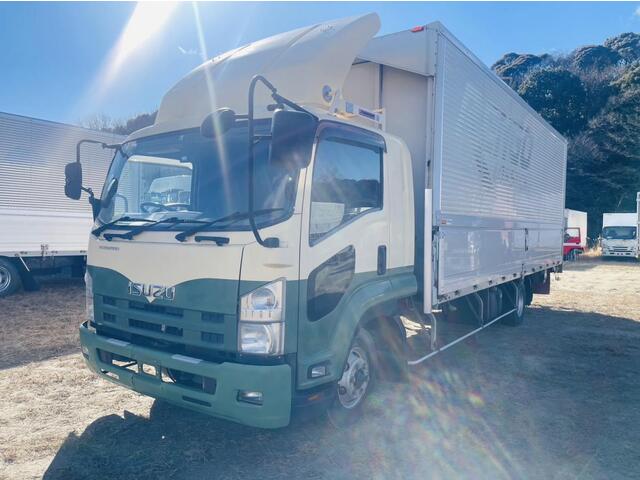 Isuzu FORWARD 2011